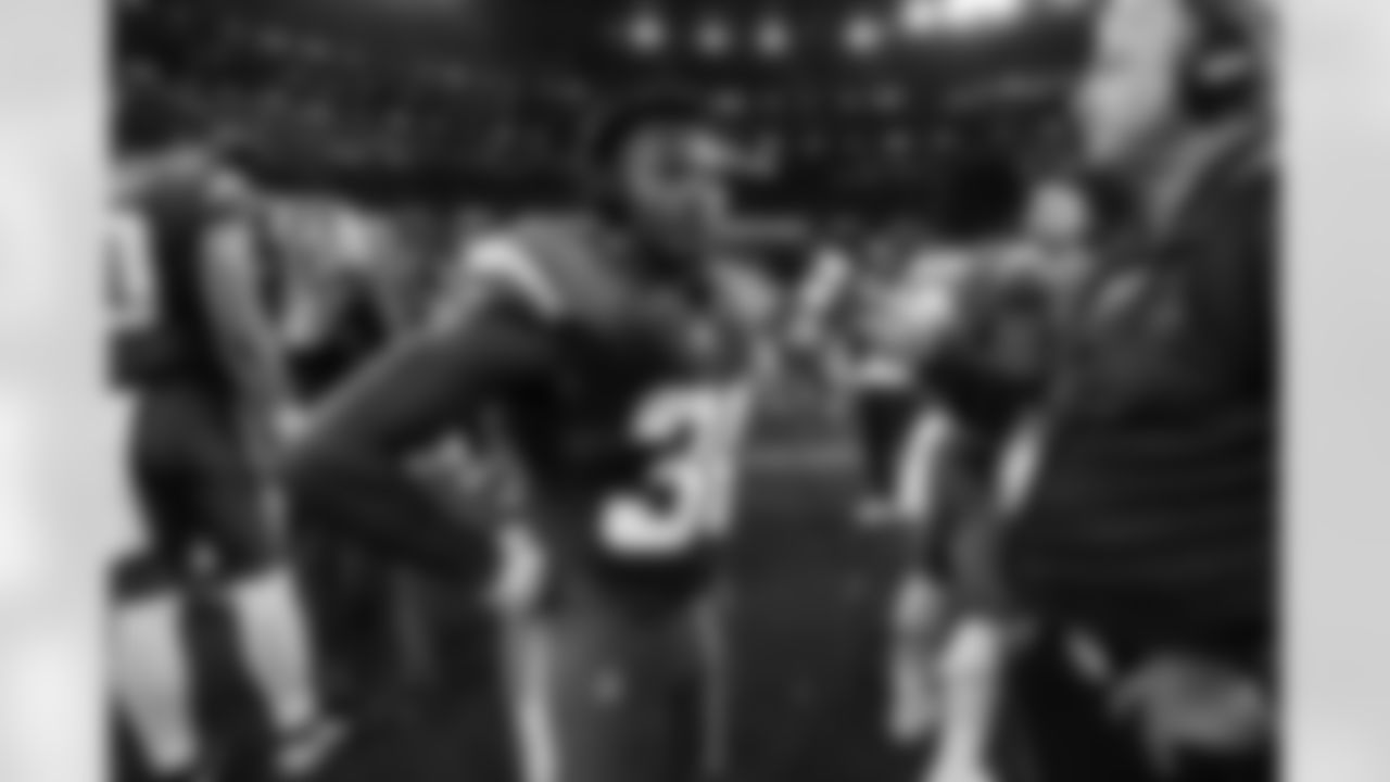 RB Kimani Vidal (30)