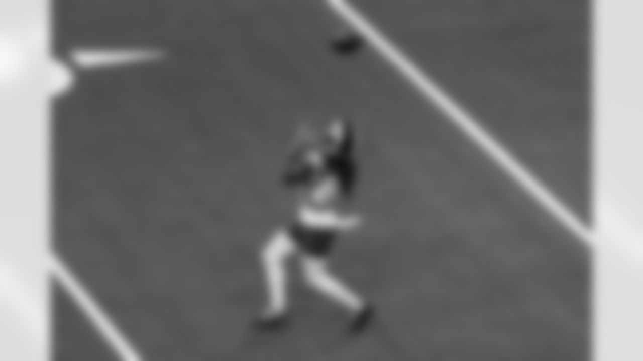 The Los Angeles Chargers practice on Wednesday, December 24, 2025 at Sofi Stadium in Inglewood, CA.