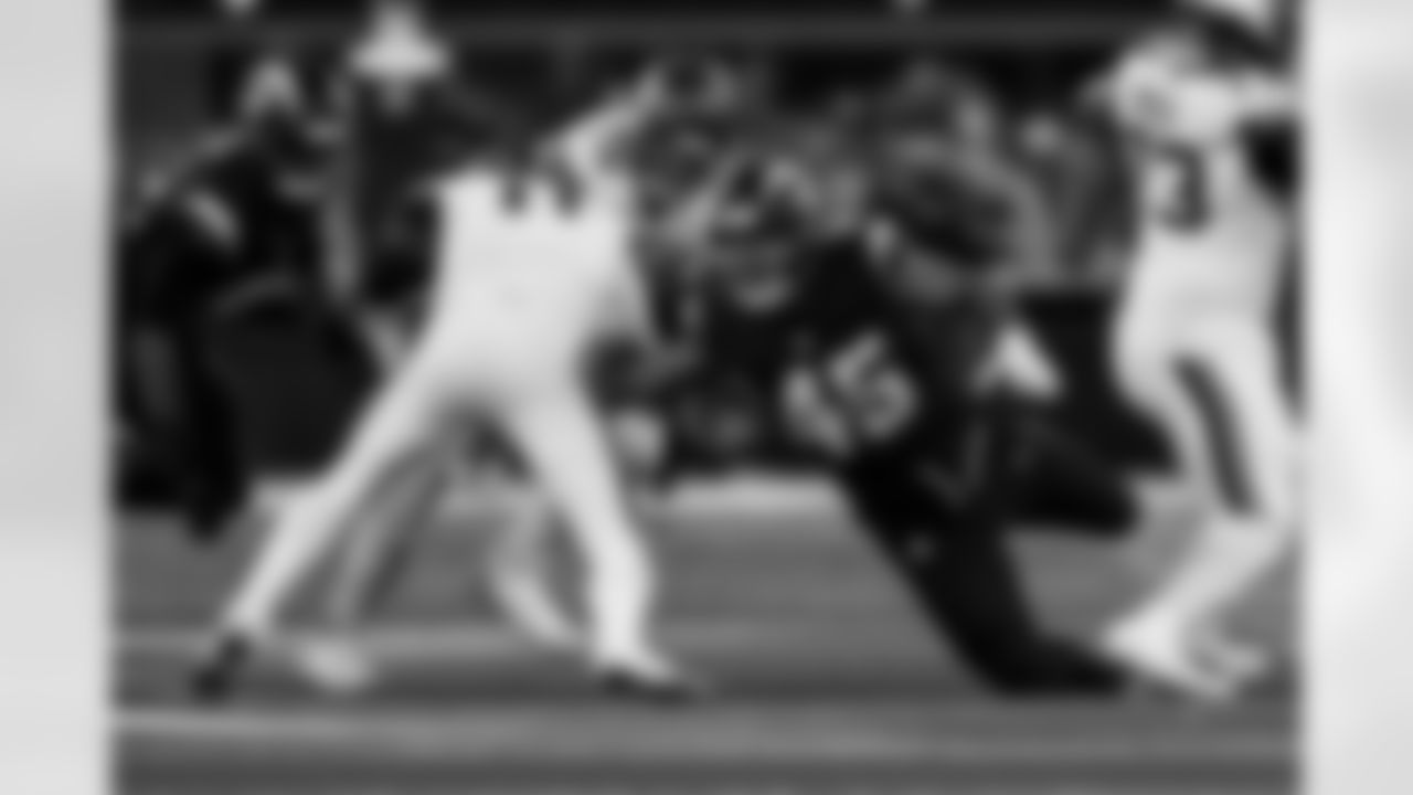 Take a look back at the best photos of Tuli Tuipulotu's 2025 campaign.