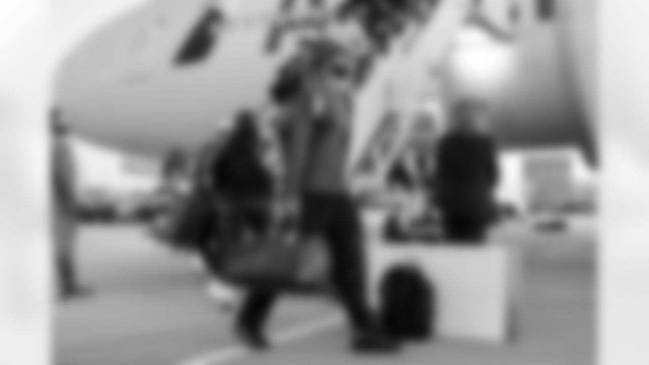 Los Angeles Chargers QB DJ Uiagalelei (7) travels to Dallas on Saturday, Dec. 20, 2025 for the Week 16 regular season matchup against the Dallas Cowboys.