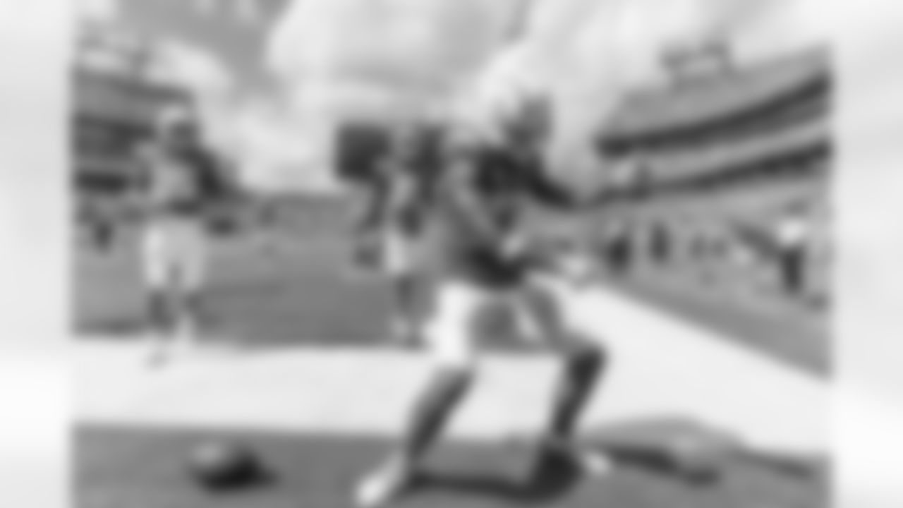 The Los Angeles Chargers play the Tennessee Titans on Sunday, September 17, 2023 at Nissan Stadium in Nashville, TN.
[FINAL SCORE: TEN 27 - LAC 24]