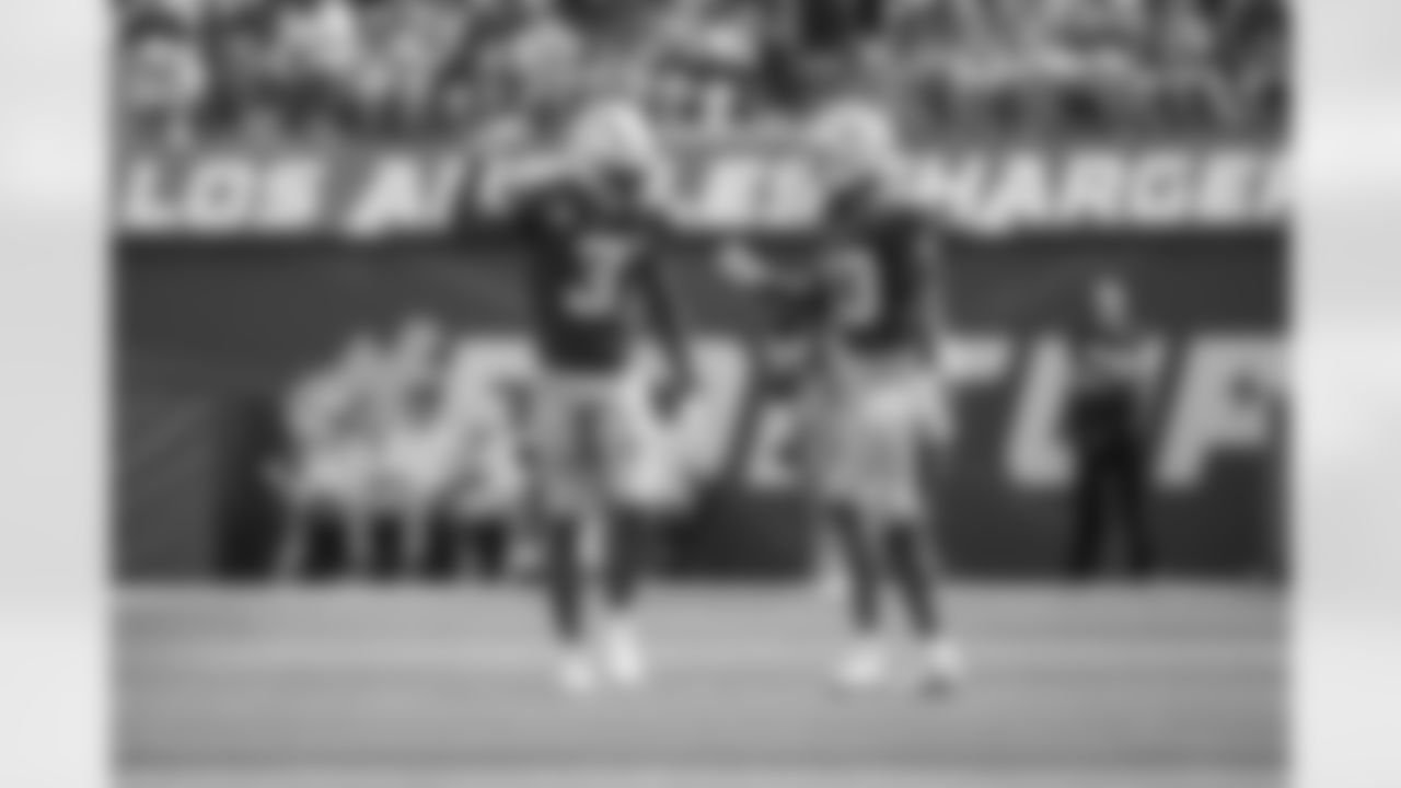 The Los Angeles Chargers play the Miami Dolphins on Sunday, September 10, 2023 at SoFi Stadium in Inglewood, CA.
[FINAL SCORE: LAC 34 - MIA 36]