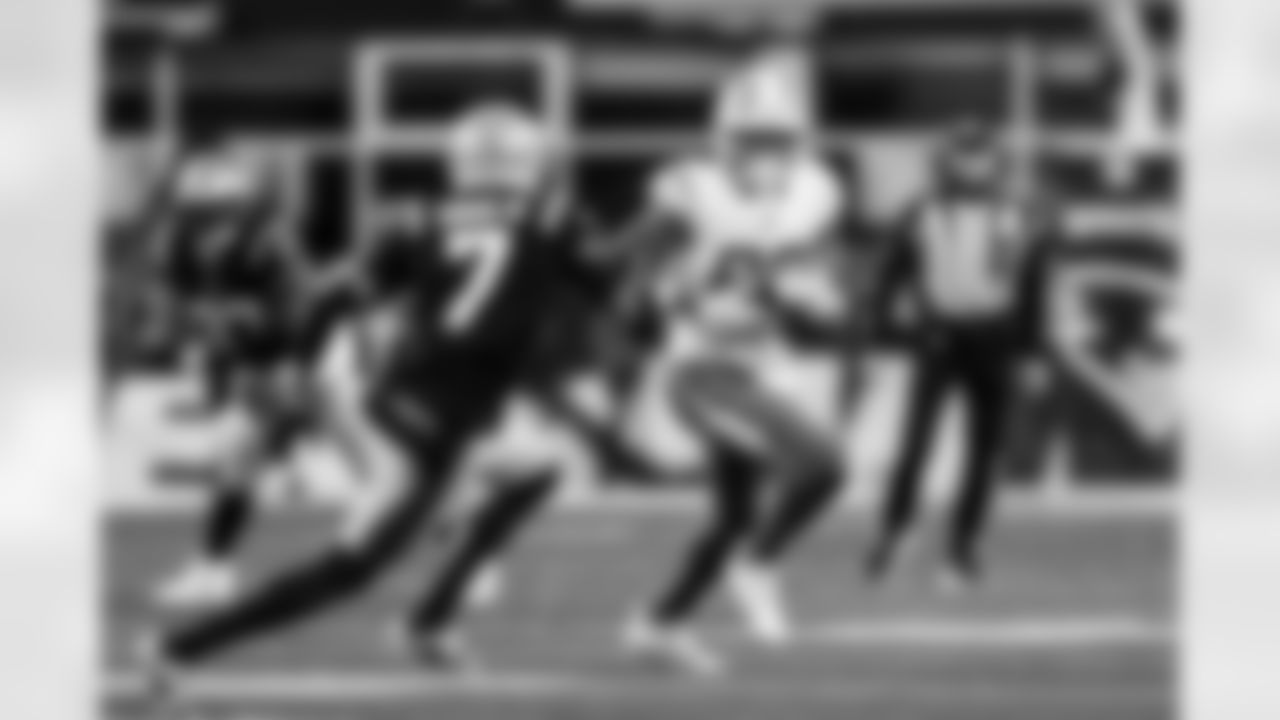 TE Oronde Gadsden (86)