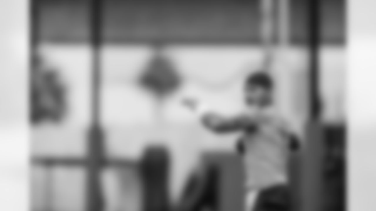 The Los Angeles Chargers play the Houston Texans on Wednesday, December 31, 2025 at SoFi Stadium in Inglewood, CA.
[FINAL SCORE: HOU 20 - LAC 16]