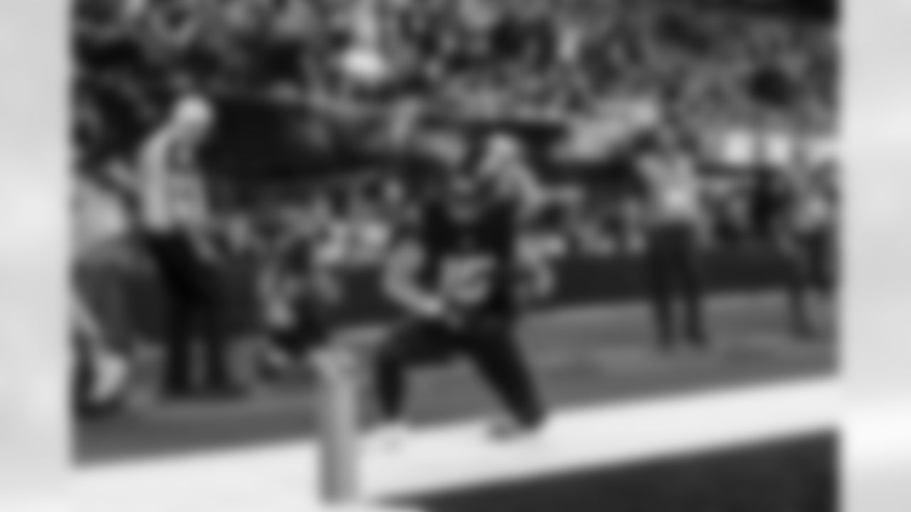 WR Ladd McConkey (15)