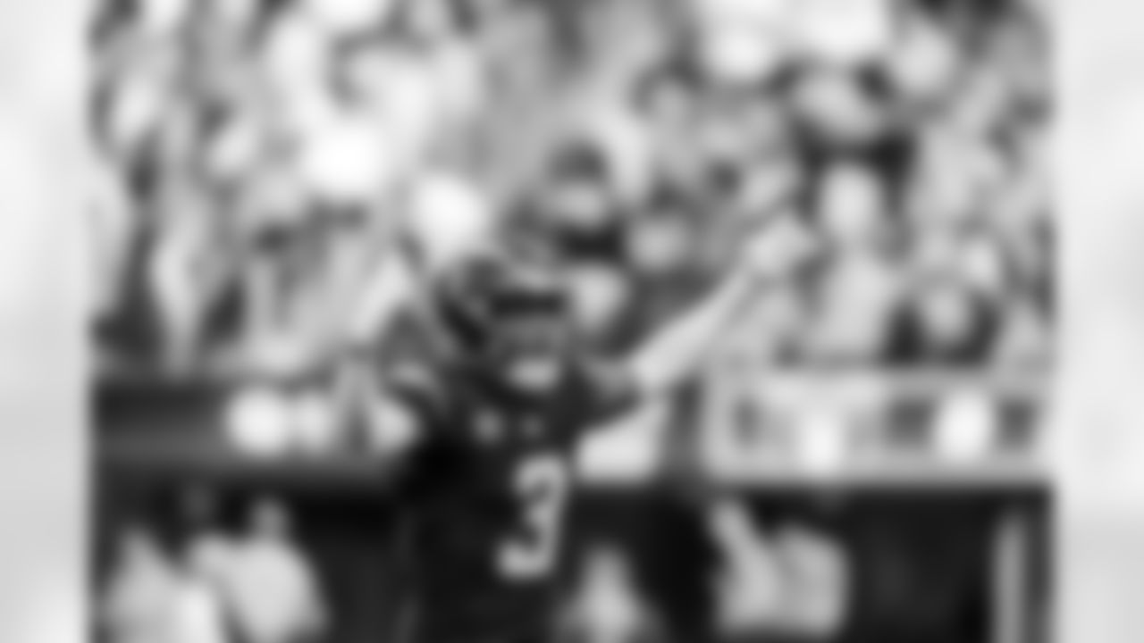 S Derwin James Jr. (3)