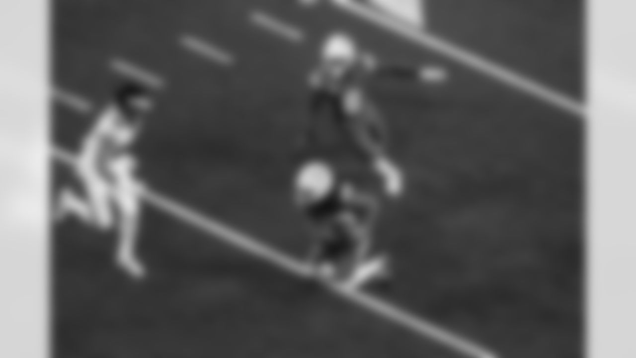 CB Donte Jackson (26)