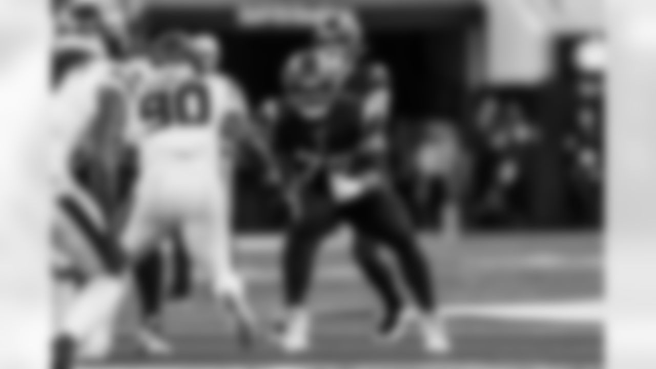 Take a look at the best photos of Chargers 2026 free agent Zion Johnson