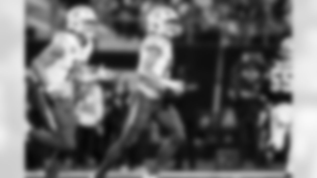 WR Ladd McConkey (15)