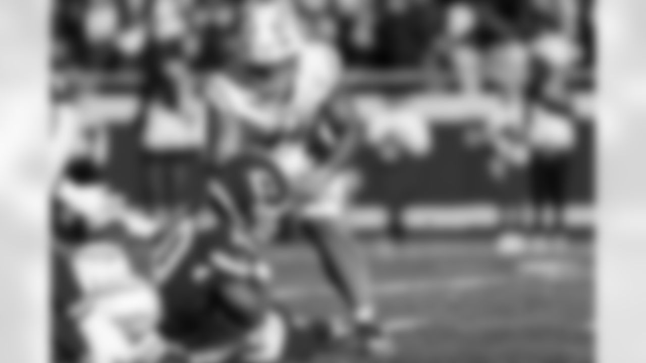 OLB Tuli Tuipulotu (45)