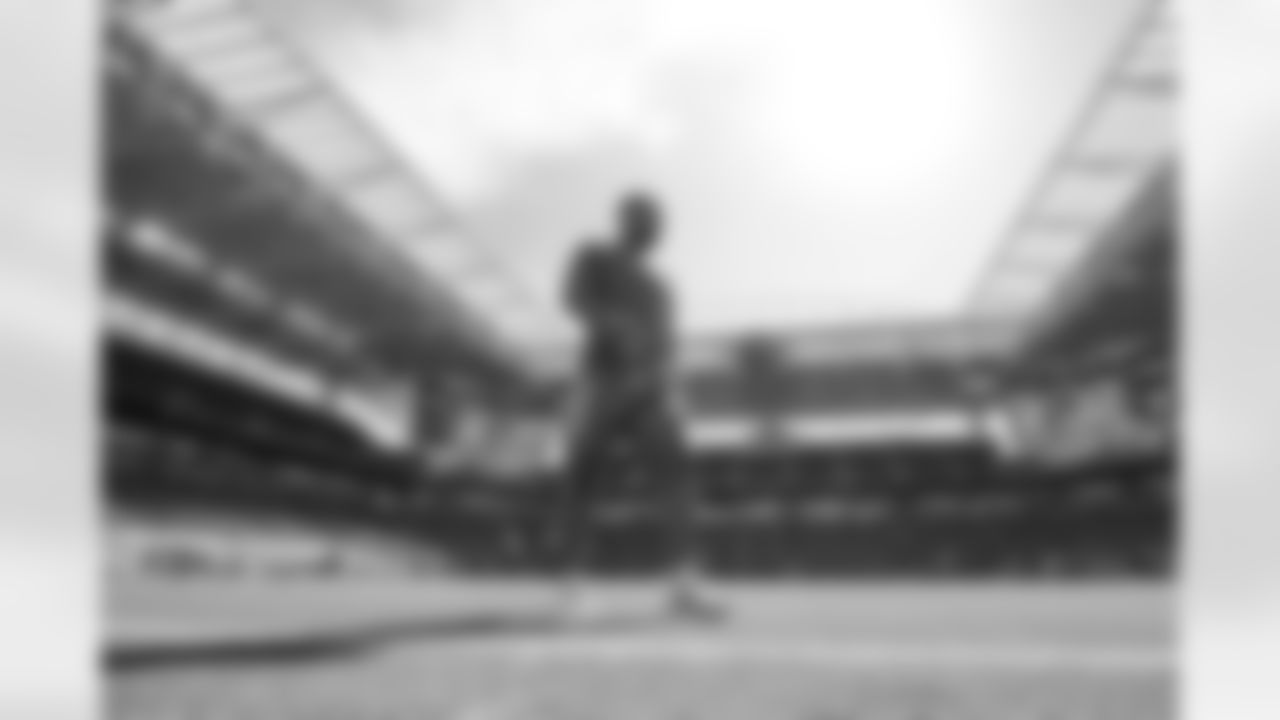 RB Nyheim Hines (31)