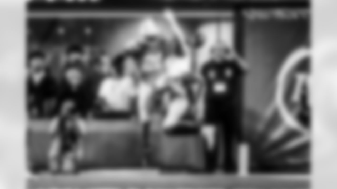 Take a look back at the Chargers Week 10 matchup with the Steelers in monochrome.