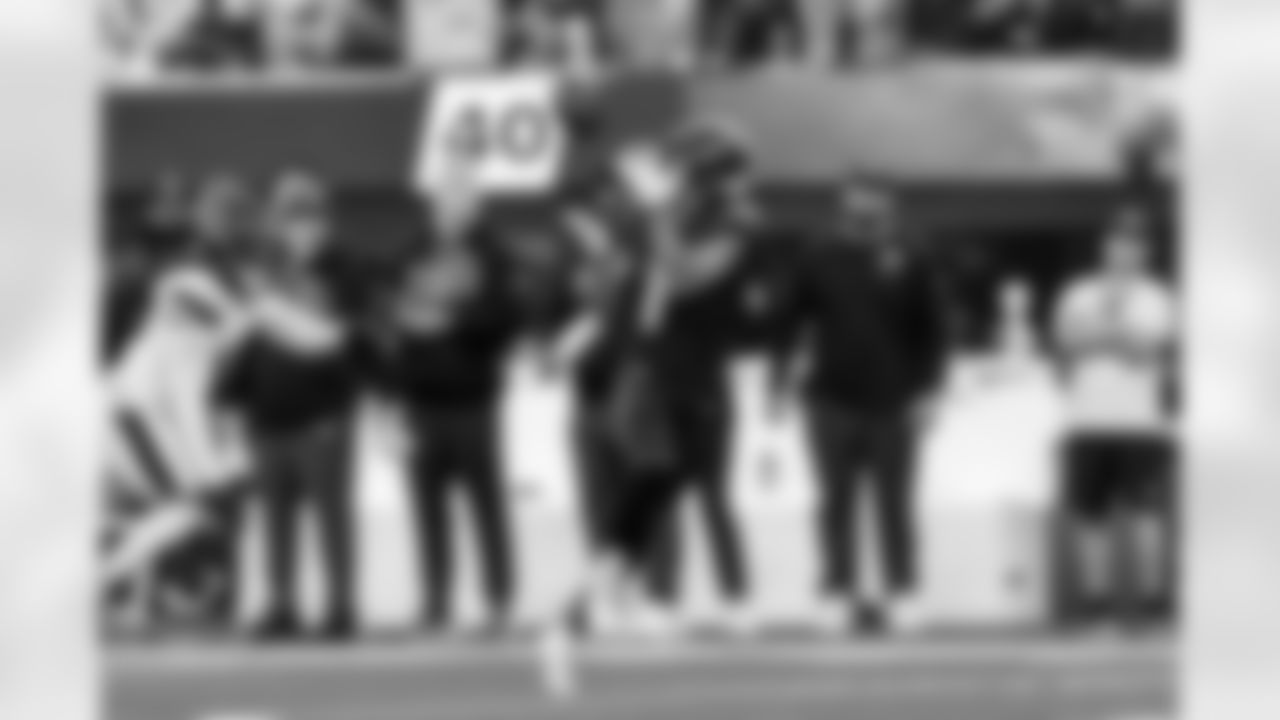 WR Quentin Johnston (1)