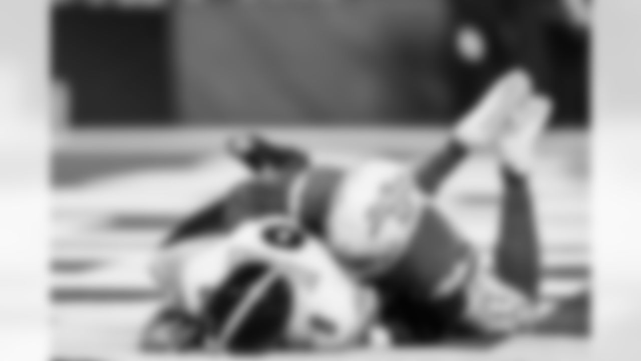 OLB Khalil Mack (52)