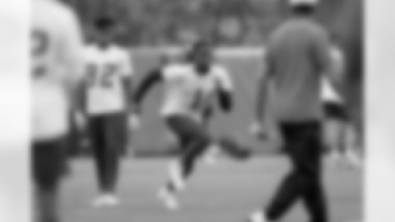 Los Angeles Chargers players participate in Phase 2 of the offseason program on Monday, May 13, 2024 at Hoag Performance Center in Costa Mesa, CA.