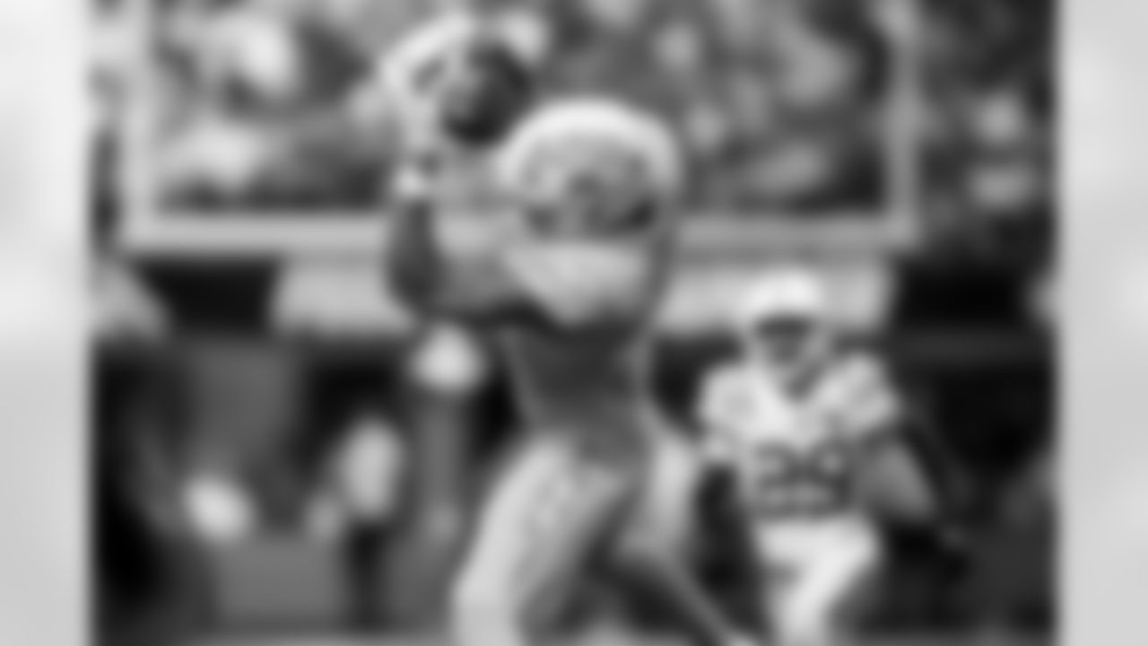 Take a look back at the best photos of the Chargers 2025 draft class in their inaugural NFL campaign.