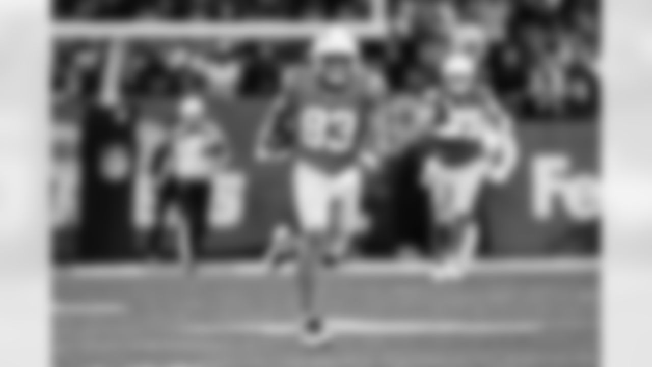TE Tyler Conklin (83)