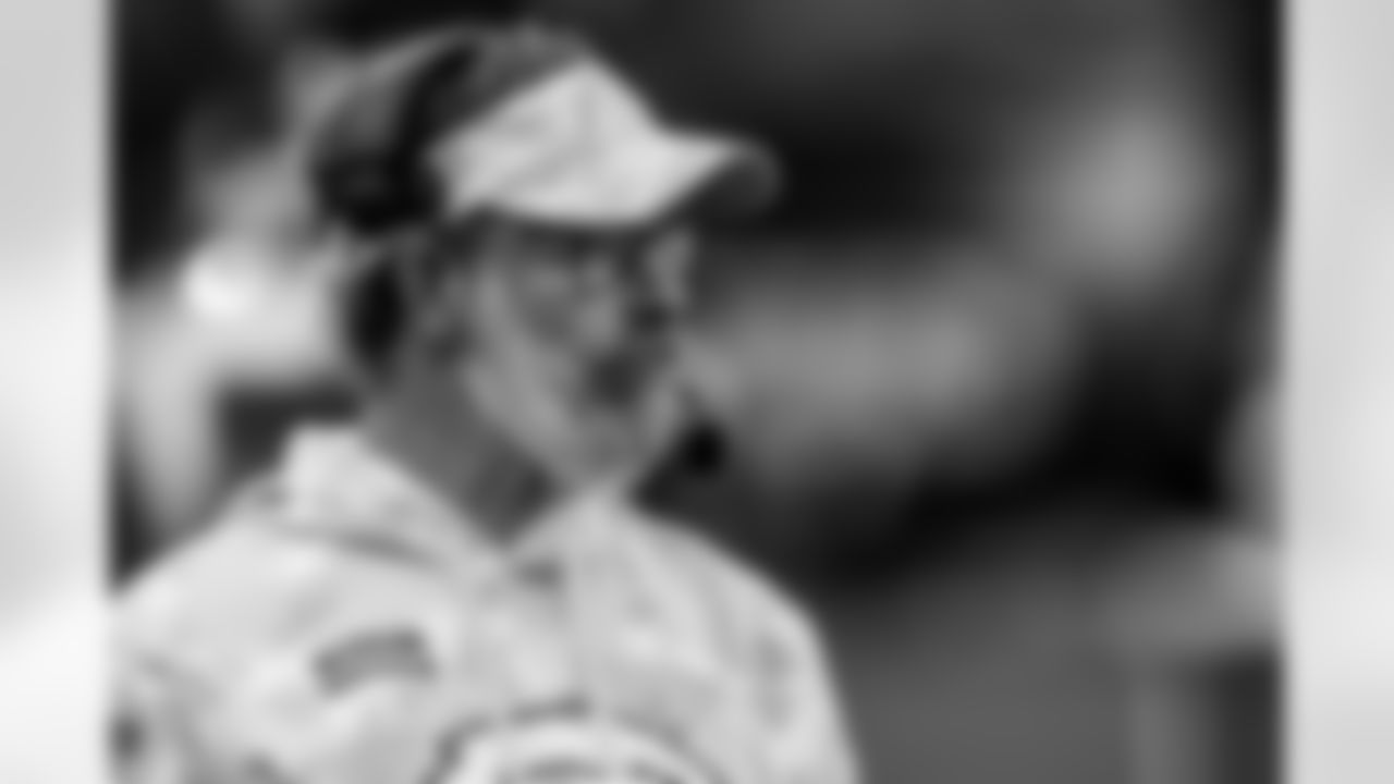 The Los Angeles Chargers play the Tennessee Titans on Sunday, November 10, 2024 at SoFi Stadium in Inglewood, CA.
[FINAL SCORE: LAC 27 - TEN 17]