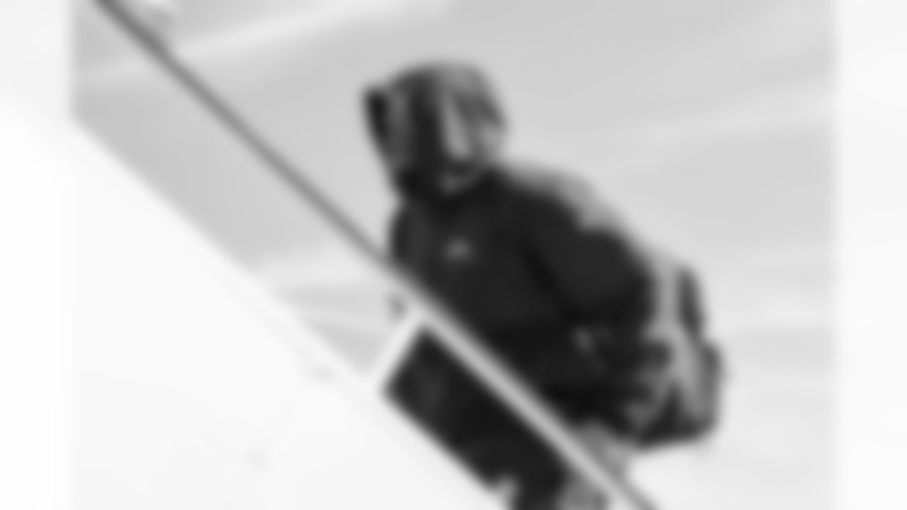 DT Jamaree Caldwell (99)