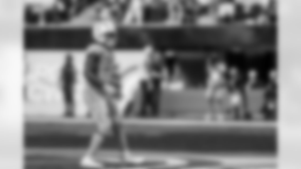 Take a look at the best photos of Chargers 2026 free agent Denzel Perryman