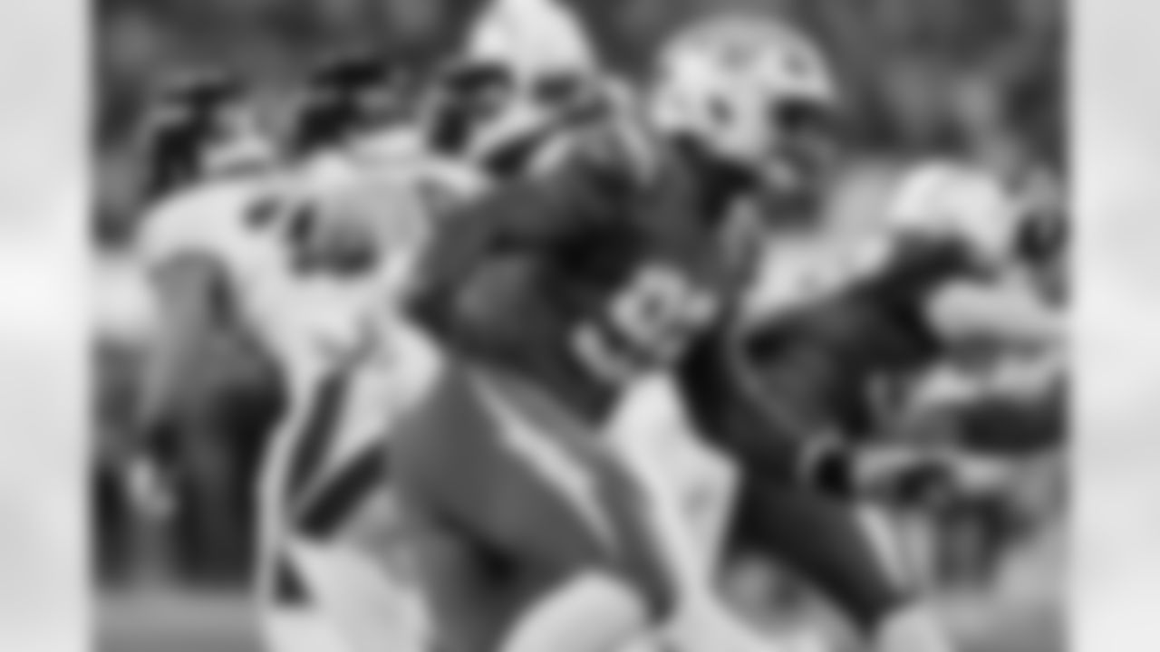 DL Justin Eboigbe (92)