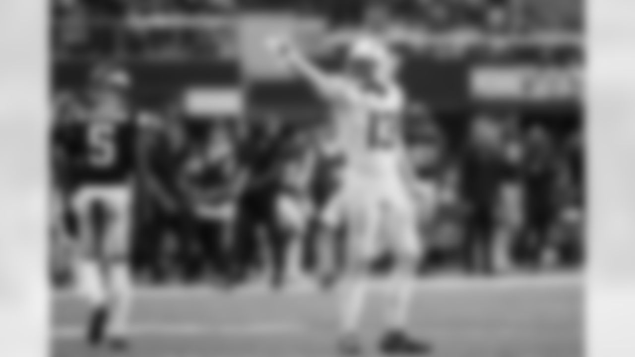 The Los Angeles Chargers play the Minnesota Vikings on Sunday, September 24, 2023 at U.S. Bank Stadium in Minneapolis, MN.
[FINAL SCORE: LAC 28 - MIN 24]