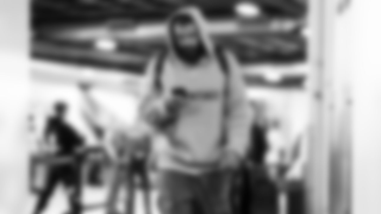 TE Tyler Conklin (83)