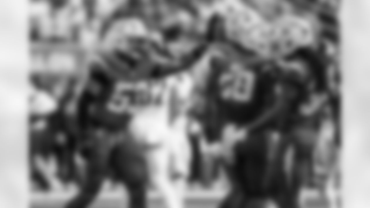 Take a look at the best photos of Chargers 2026 free agent Del'Shawn Phillips