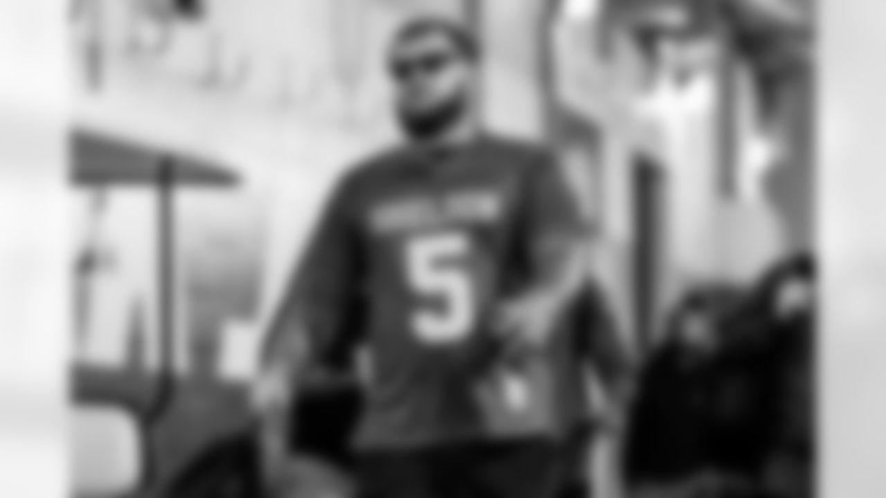 Take a look back at the best photos of the Chargers best arrival fits of the 2025 season.