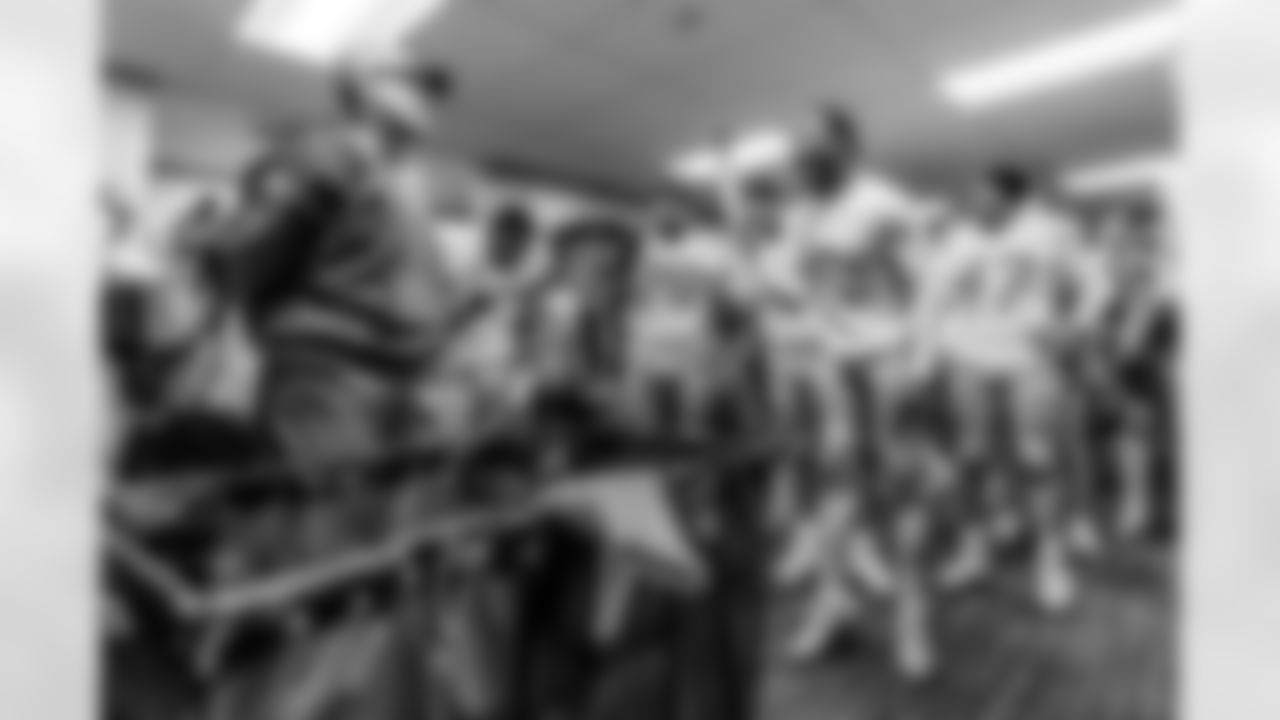 Take a look back at the Chargers Week 17 matchup with the Patriots in monochrome!