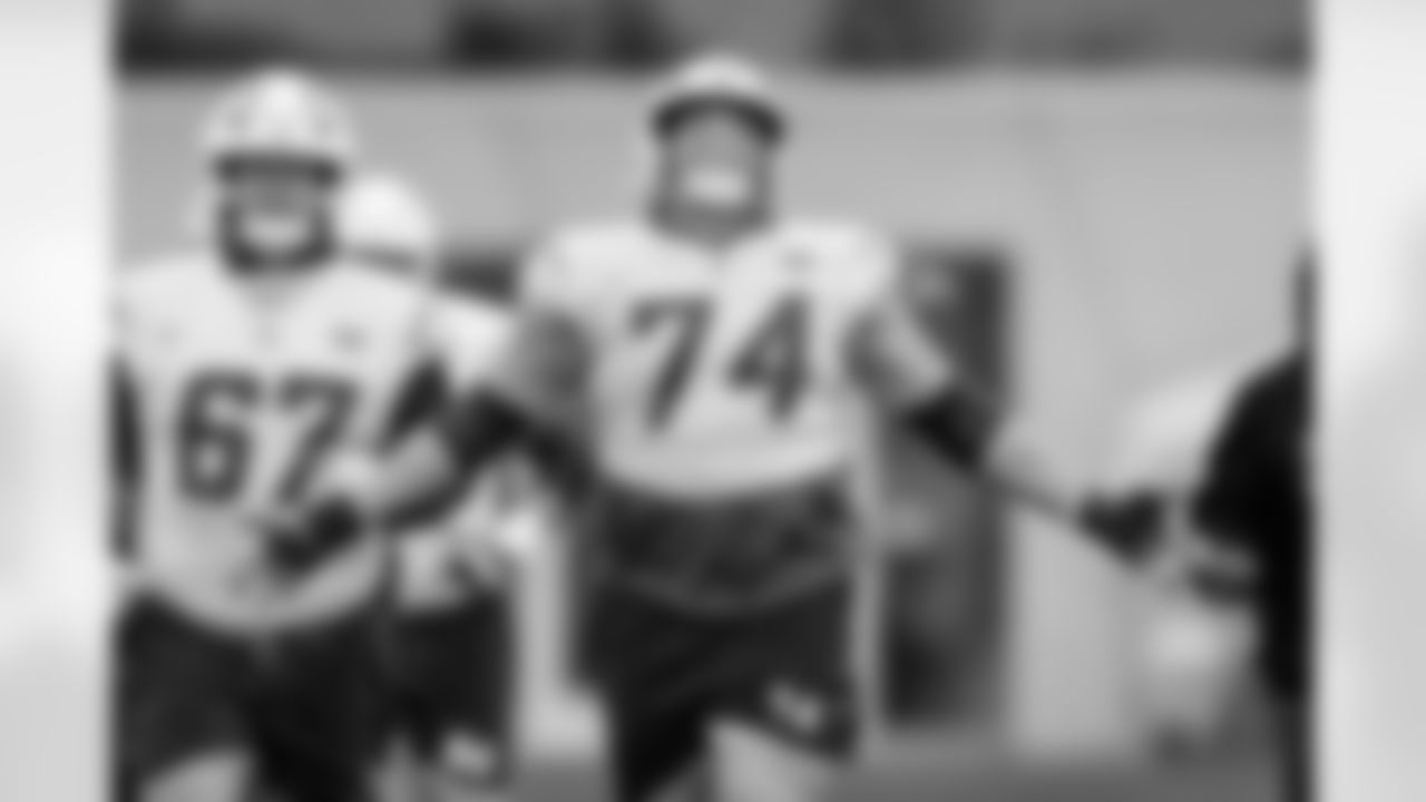 The Los Angeles Chargers play the Houston Texans on Wednesday, December 31, 2025 at SoFi Stadium in Inglewood, CA.
[FINAL SCORE: HOU 20 - LAC 16]