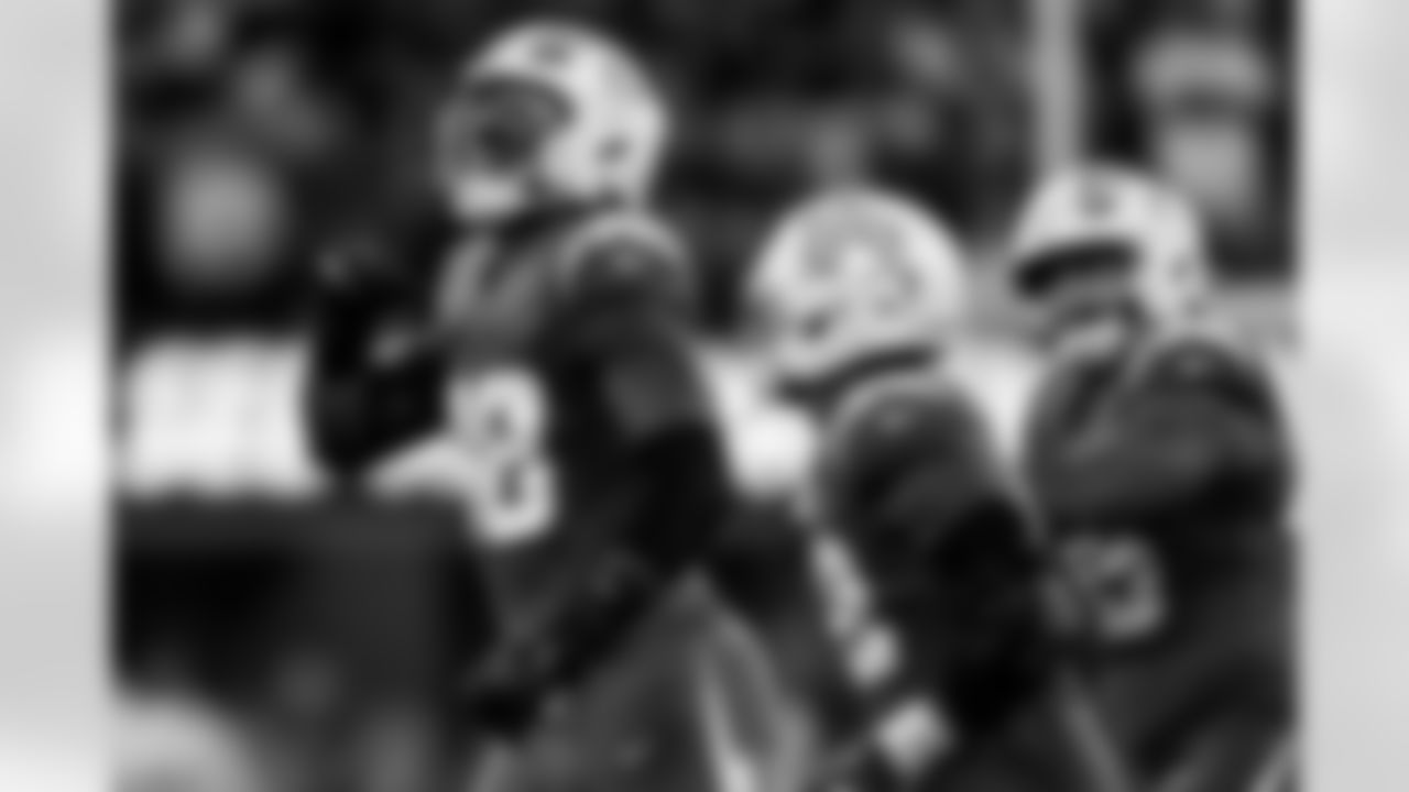 Take a look at the best photos of Chargers 2026 free agent Odafe Oweh