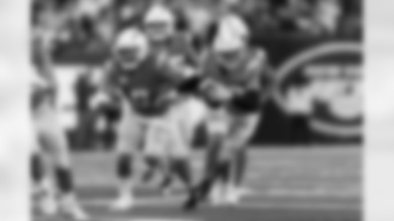 The Los Angeles Chargers play the New York Jets on Monday, November 6, 2023 at MetLife Stadium in East Rutherford, NJ.
[FINAL SCORE: LAC 27 - NYJ 6]