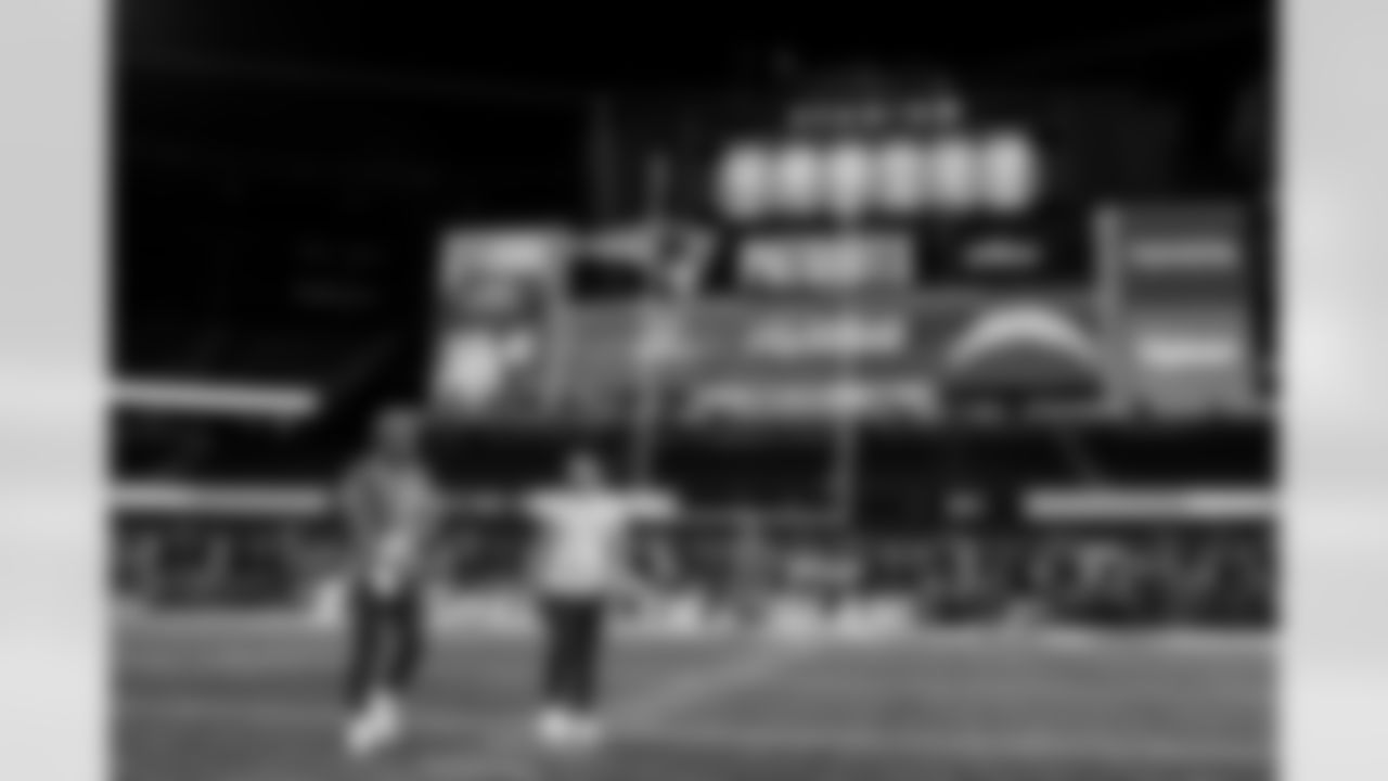 TE Oronde Gadsden (86)