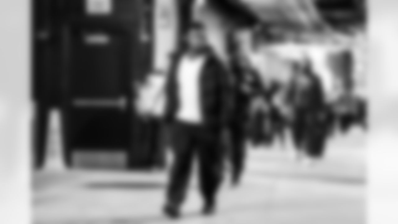 RB Kimani Vidal (30)