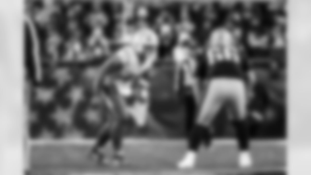 OLB Tuli Tuipulotu (45)