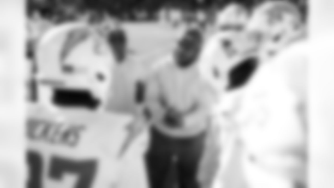 S RJ Mickens (27), Alex G. Spanos Coaching Fellow Miles Taylor, Defensive Backs Coach Steve Clinkscale, DB Deane Leonard (33) and CB Benjamin St-Juste (24)