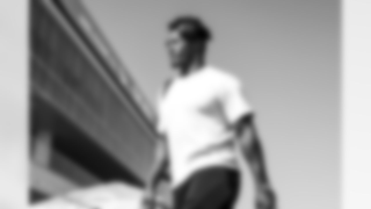 RB Kimani Vidal (30)