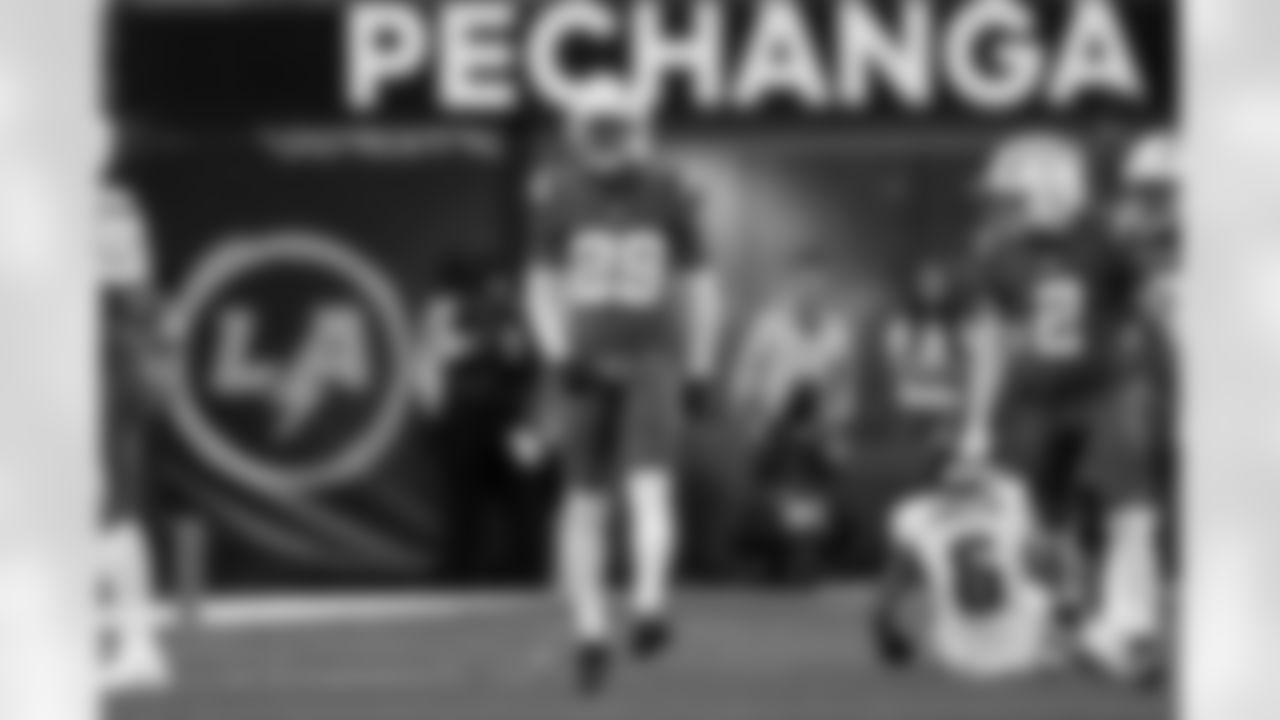 CB Tarheeb Still (29)