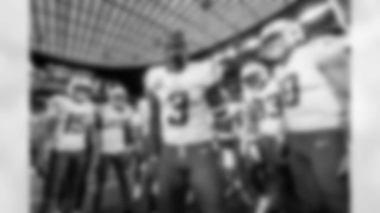 Take a look back at the best photos of Derwin James, Jr.'s 2025 campaign.