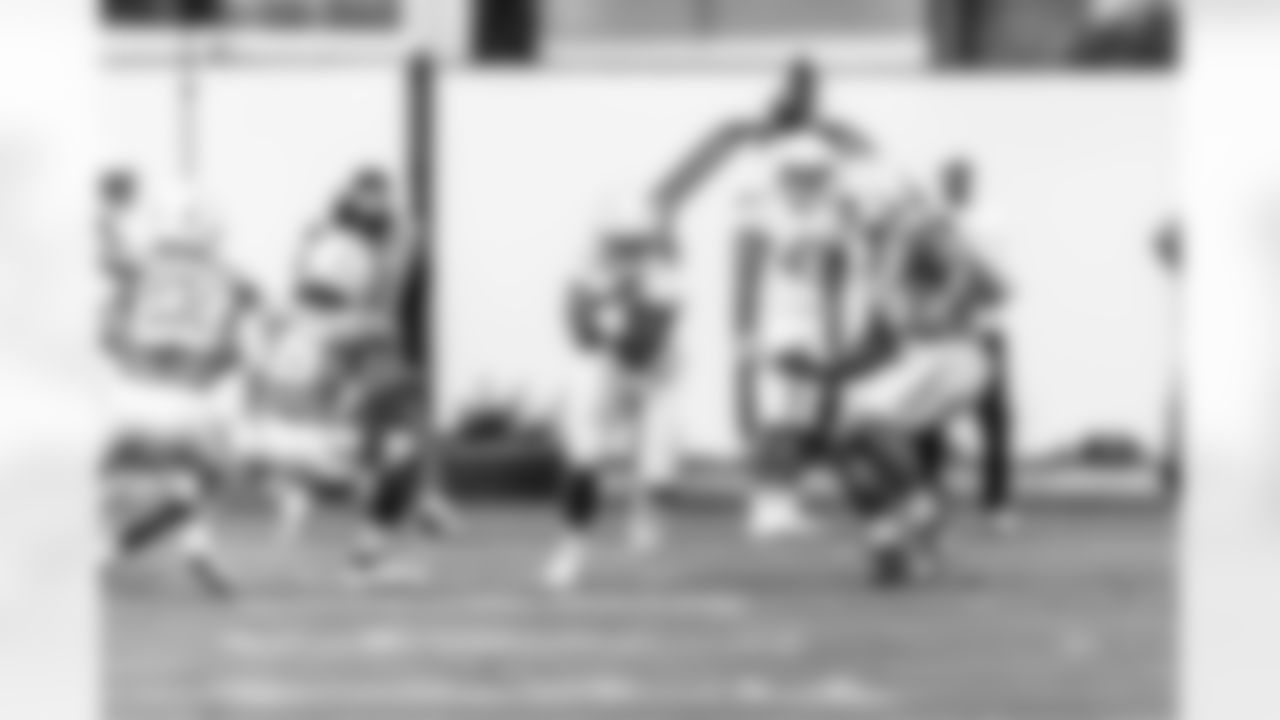 Los Angeles Chargers players participate in Phase 3 of the offseason program on Tuesday, June 3, 2025 at The Bolt in El Segundo, CA.