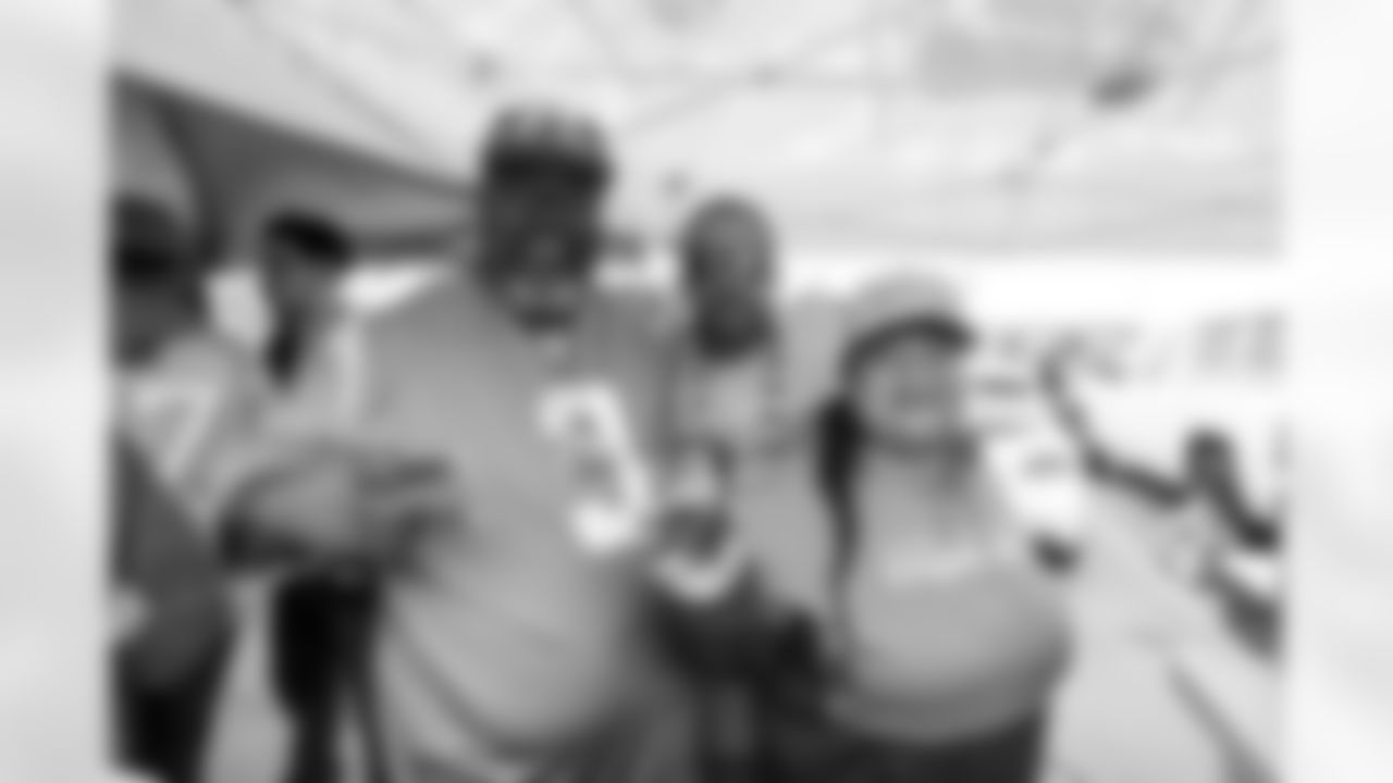 Fans joined the Bolt Fam at Pepsi Tailgate Central to get gameday ready for the Chargers' Week 13 clash with the Las Vegas Raiders.