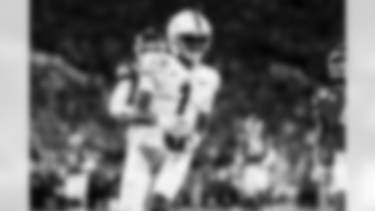Penn State wide receiver KeAndre Lambert-Smith (1) scores a touchdown during the Rose Bowl NCAA college football game against Utah, Monday, Jan. 2, 2023, in Pasadena, Calif. (Ryan Kang via AP)