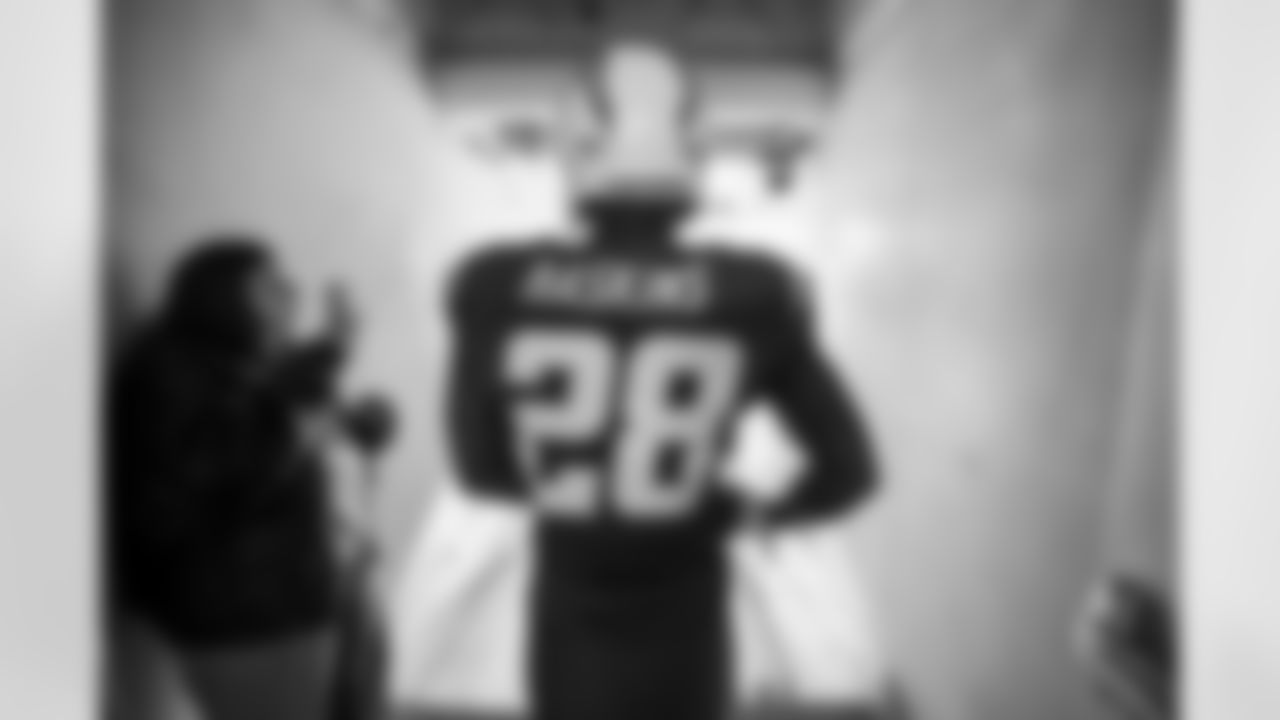 RB Hassan Haskins (28)