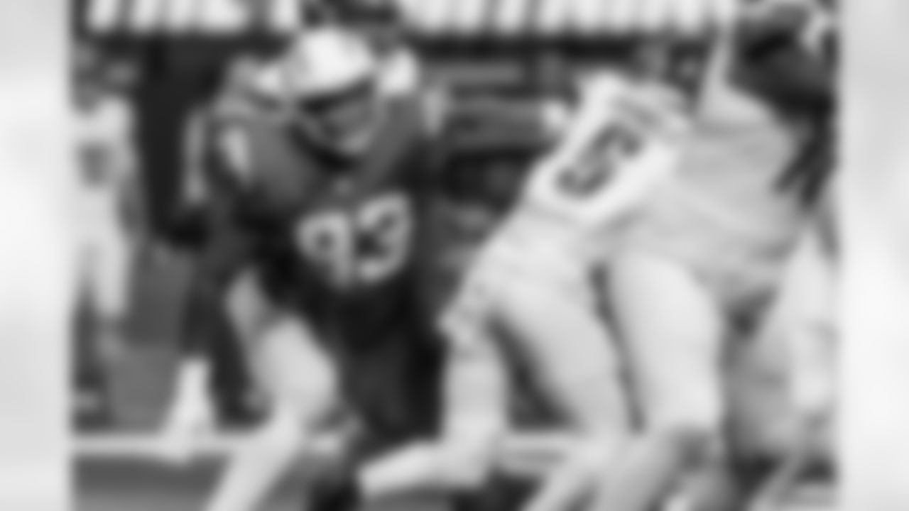 Take a look at the best photos of Chargers 2026 free agent Otito Ogbonnia