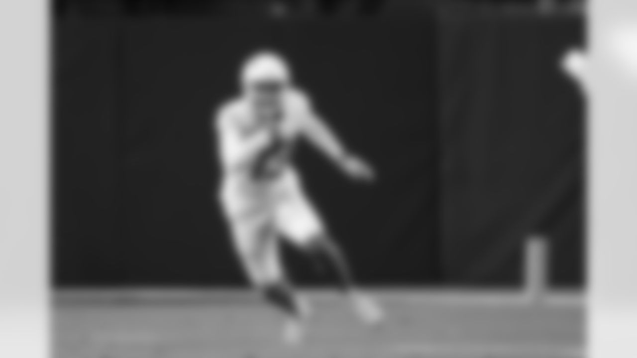 The Los Angeles Chargers play the Las Vegas Raiders on Thursday, December 17, 2020 at Allegiant Stadium in Las Vegas, Nevada. 
[FINAL SCORE: LAC 30 - LV 27]