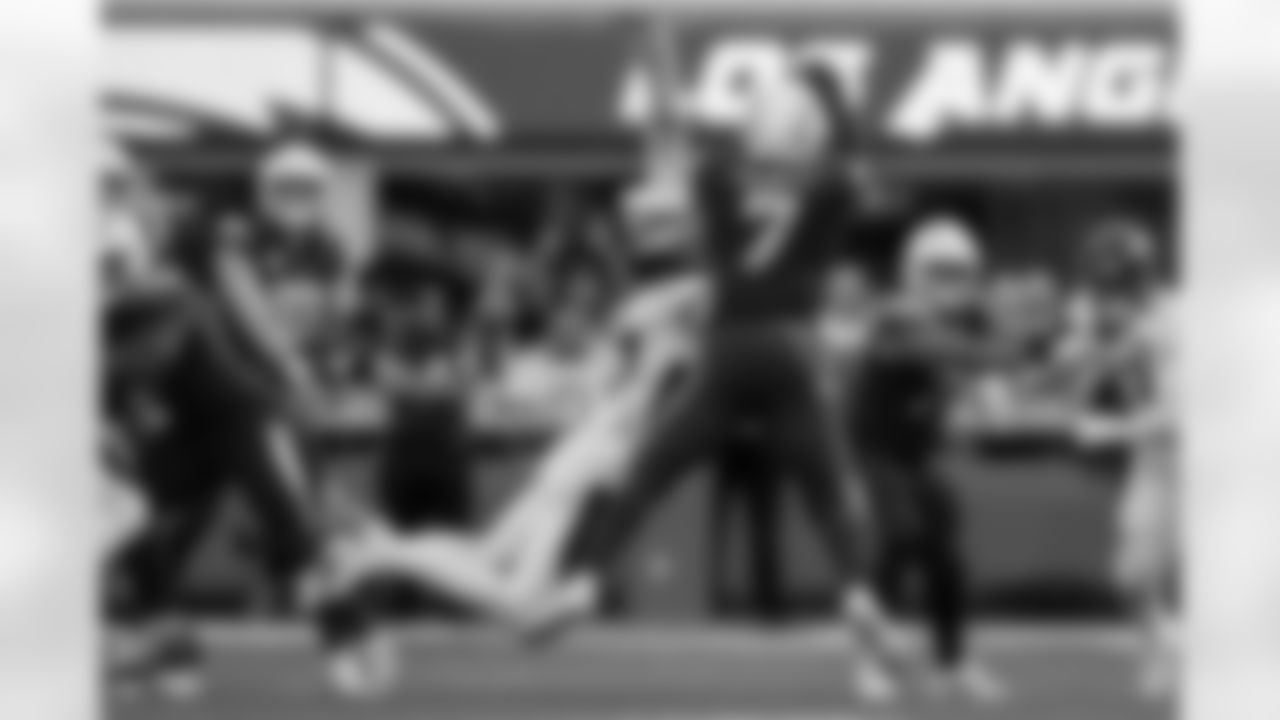 The Los Angeles Chargers play the Denver Broncos on Sunday, December 10, 2023 at SoFi Stadium in Inglewood, CA.
[FINAL SCORE: DEN 24 - LAC 7]