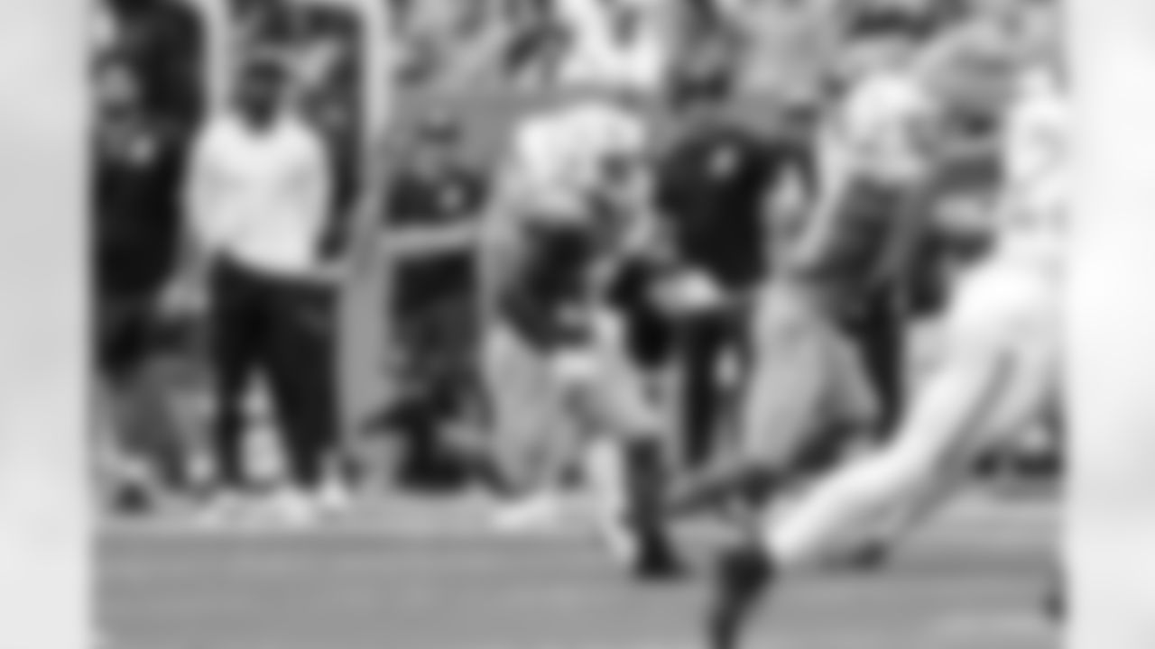 RB Kimani Vidal (30)