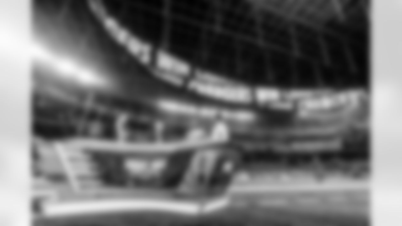 Take a look back at the Chargers Week 10 matchup with the Steelers in monochrome.