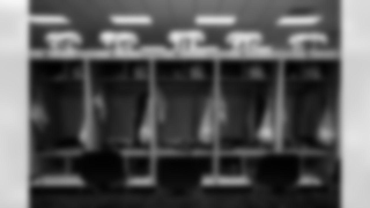 LB Marlowe Wax (58), LB Troy Dye (43), S Kendall Williamson (40), LB Daiyan Henley (0) and DB Deane Leonard (33)